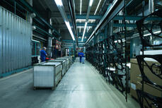 Industrielle Pulverbeschichtung zur elektrischen Isolation und zum Schutz von Bauteilen in Hochvolt-Systemen und Industrieanwendungen