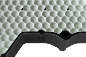 Beschichtete Batteriemodule und Batterieschränke für Energiespeichersysteme mit Korrosionsschutz, Isolation und thermischer Sicherheit